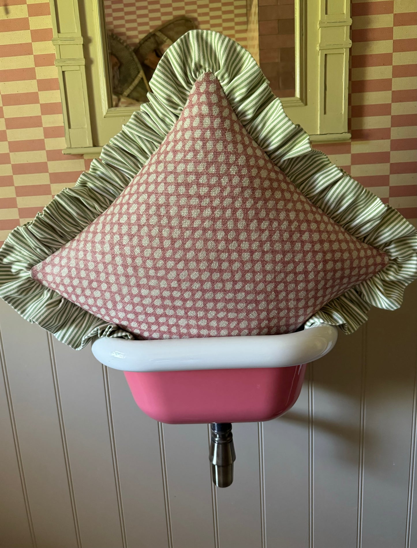 Pink Fermoie x Green Candy Stripe Ruffle