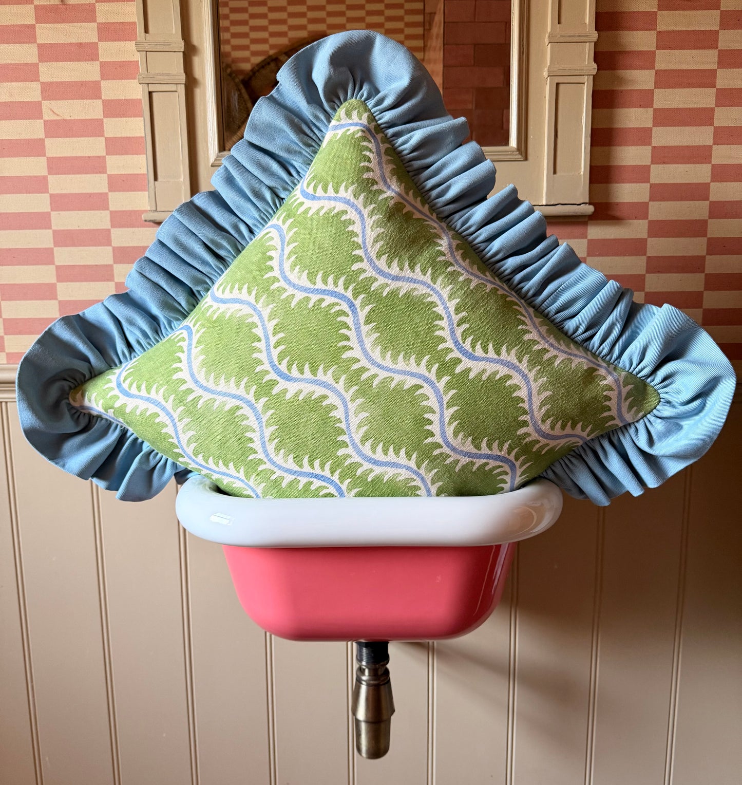 Green ‘Helter Skelter’ x Blue Ruffle