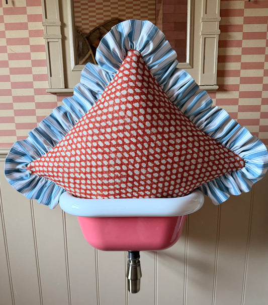 Fermoie ‘Wicker’ x Blue Stripe Ruffle