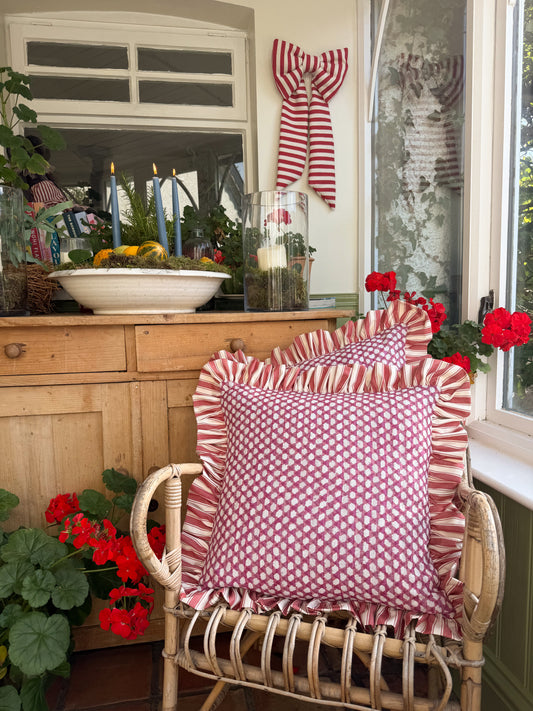 Fermoie x Red Ruffle